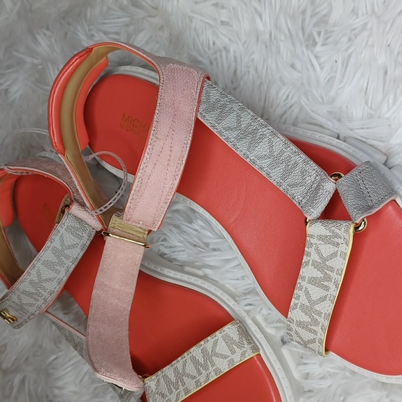 Michael Kors Pink & Tan MK Logo Flat Lug Chunky Sole Sandals SZ 7.5 New - Picture 6 of 16